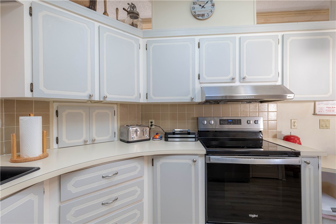 913 Redbud Road Barefoot Bay, FL 32976 - Photo 16 of 31