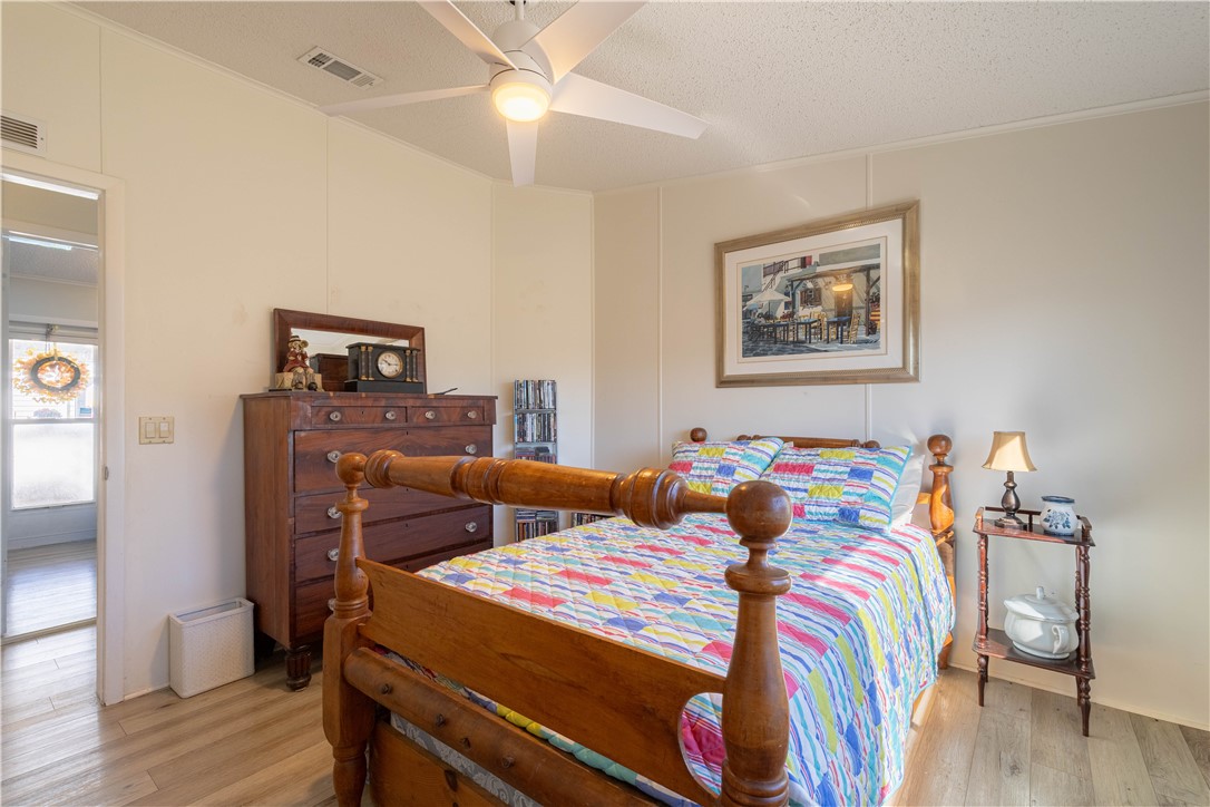 913 Redbud Road Barefoot Bay, FL 32976 - Photo 21 of 31