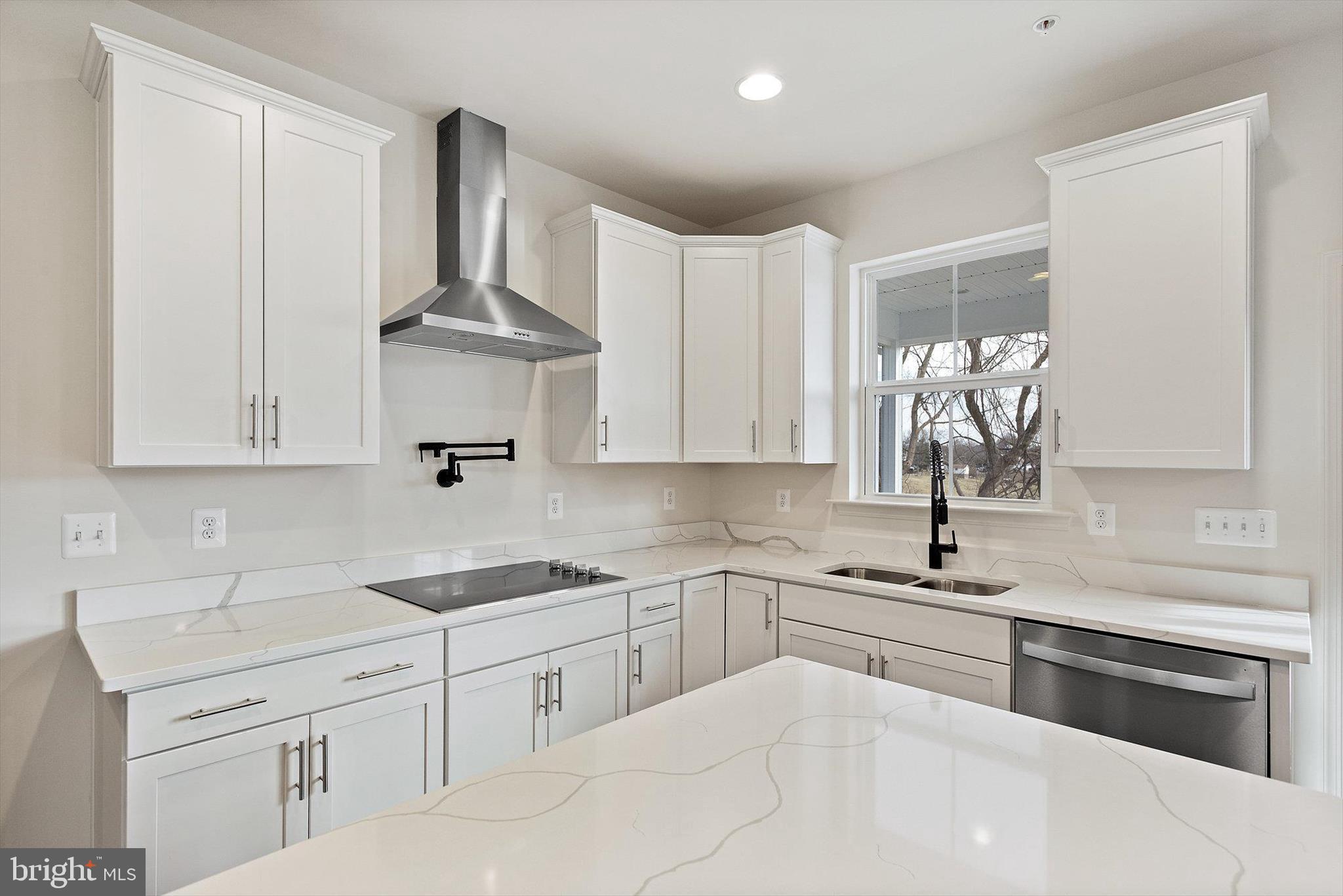 854 Imperial Road Arnold, MD 21012 - Photo 5 of 26 Kitchen