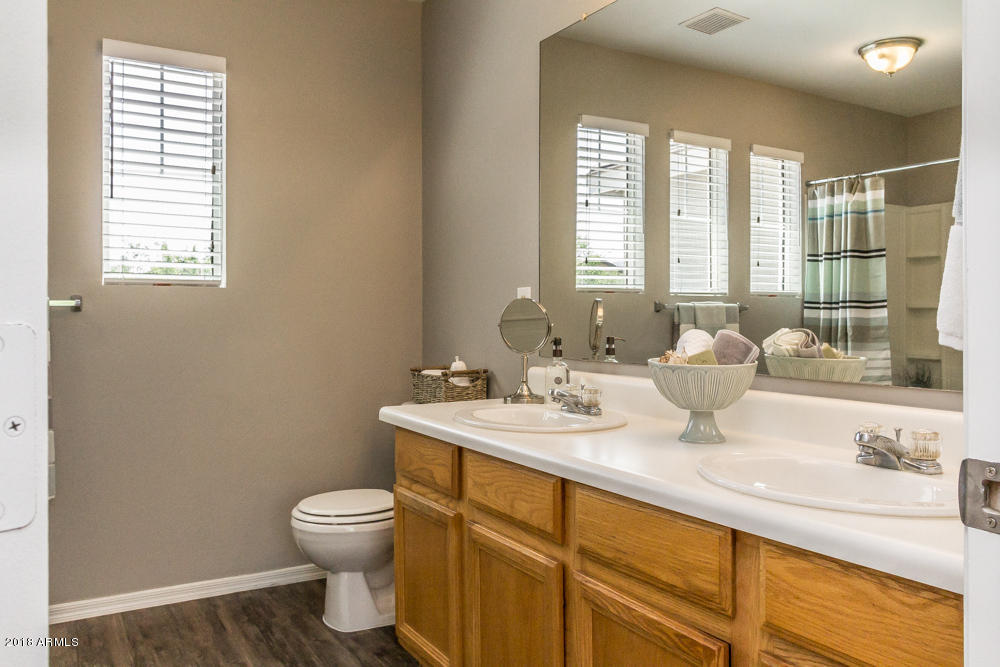 4014 West Carter Road Phoenix, AZ 85041 - Photo 17 of 33 IMG_8961