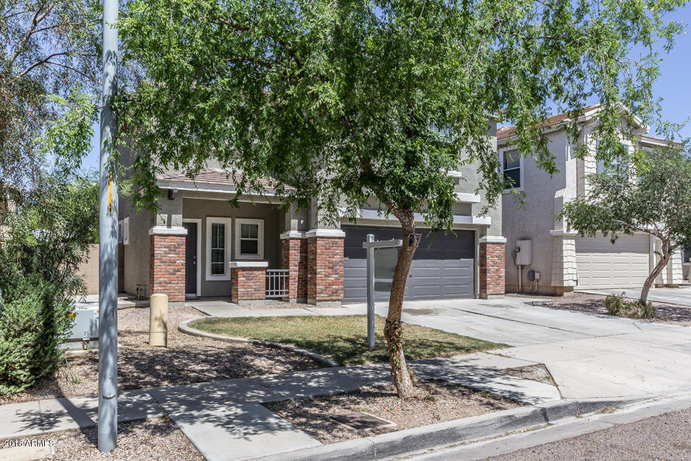 4014 West Carter Road Phoenix, AZ 85041 - Photo 2 of 33 IMG_8889