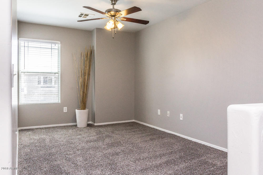 4014 West Carter Road Phoenix, AZ 85041 - Photo 25 of 33 IMG_8969