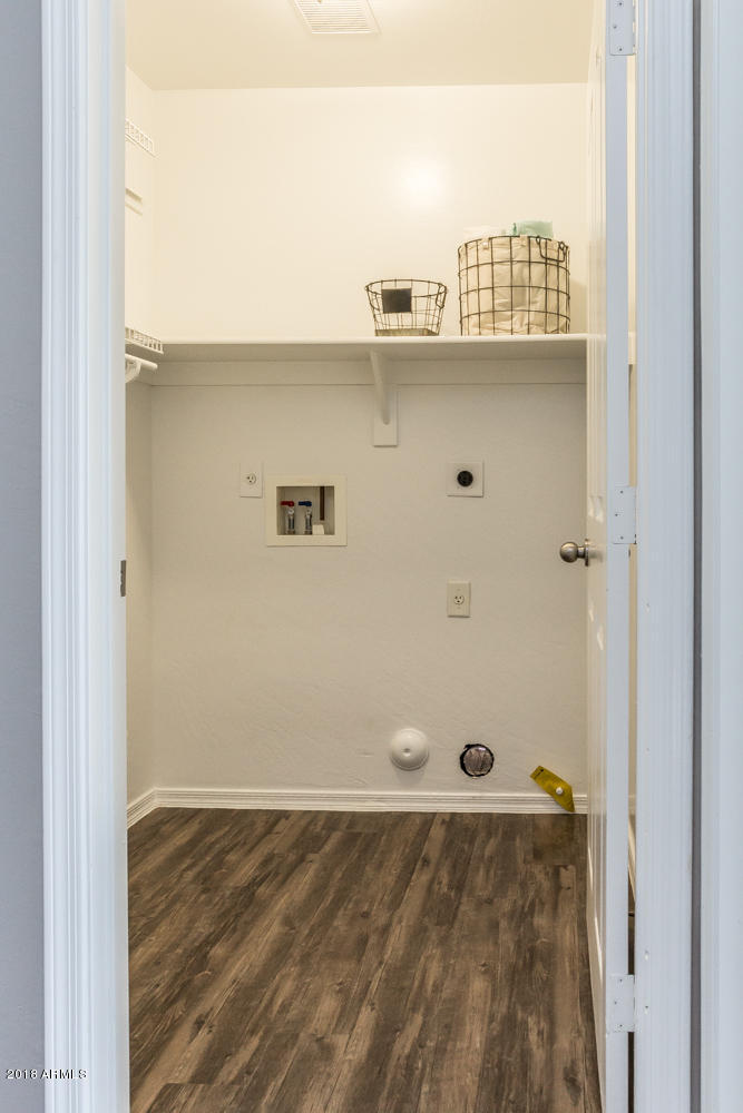4014 West Carter Road Phoenix, AZ 85041 - Photo 29 of 33 IMG_8975