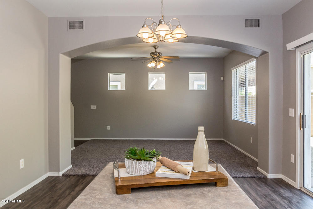 4014 West Carter Road Phoenix, AZ 85041 - Photo 10 of 33 IMG_8931