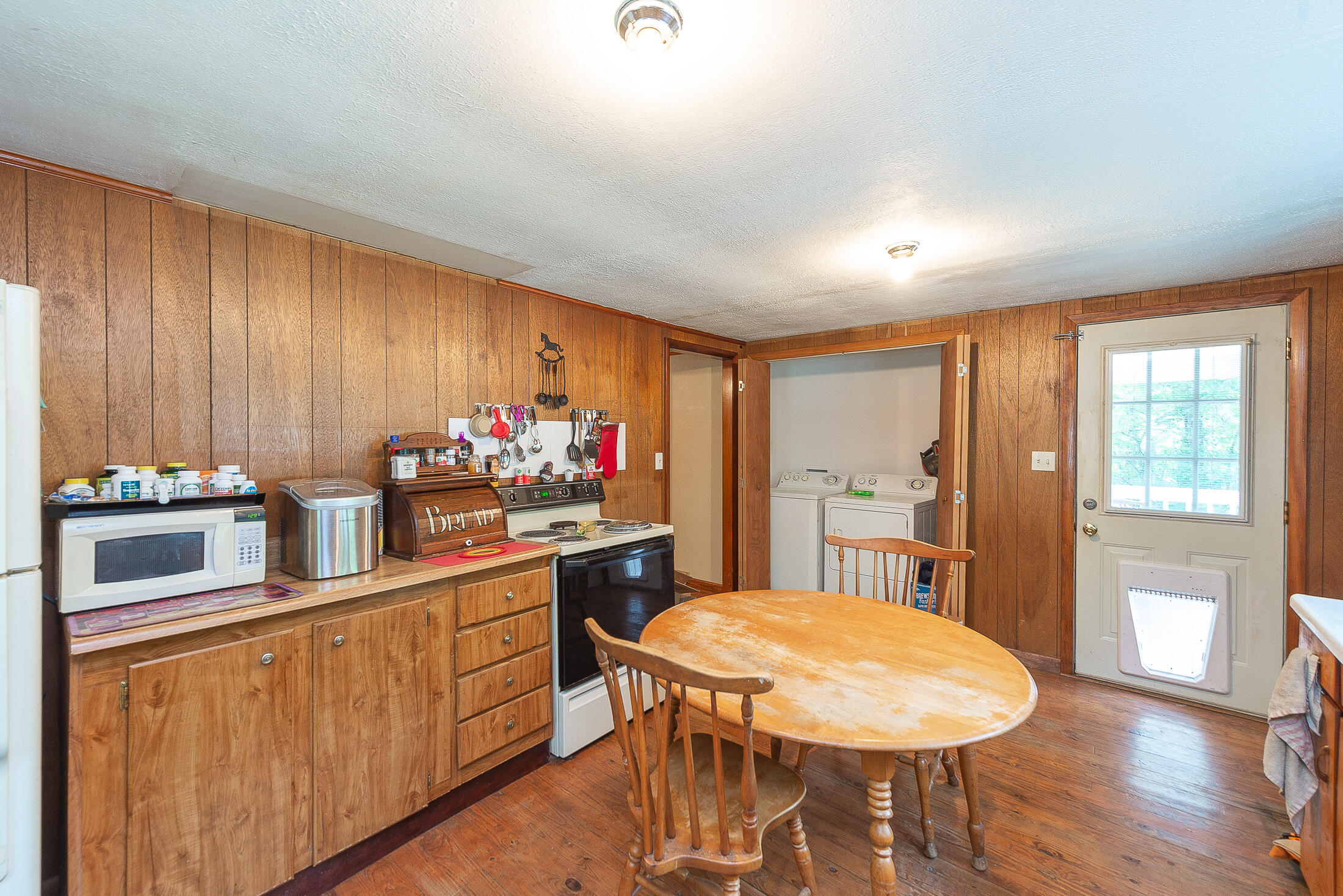 1168 Timber Ridge Road Bluff City, TN 37618 - Photo 11 of 46 Kitchen