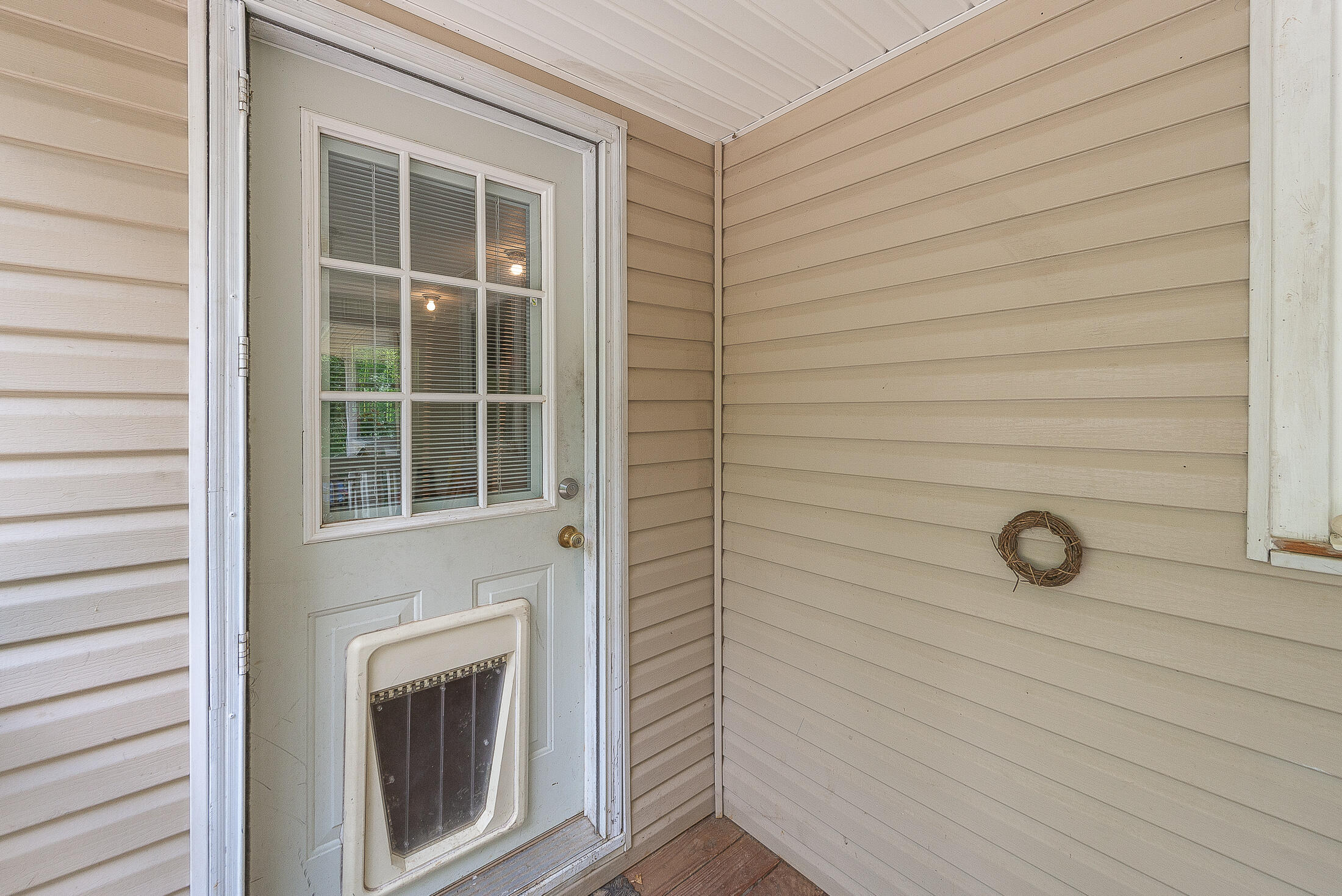 1168 Timber Ridge Road Bluff City, TN 37618 - Photo 8 of 46 DSC_5755