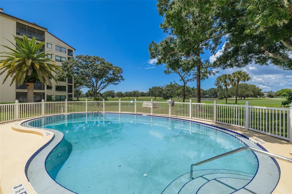 700 Starkey Road, Unit 323 Largo, FL 33771 - Photo 31 of 34 Gallery Image 31