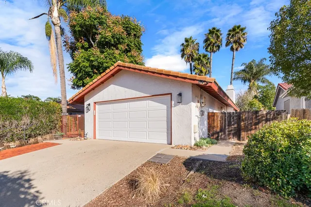 $574,900 | 23832 Fair Weather Drive, Canyon Lake, CA 92587