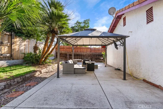 $574,900 | 23832 Fair Weather Drive, Canyon Lake, CA 92587