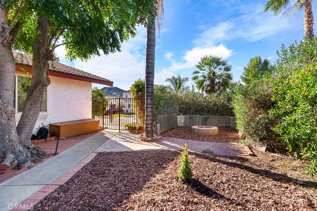 $574,900 | 23832 Fair Weather Drive, Canyon Lake, CA 92587