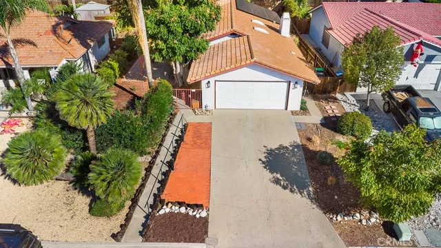 $574,900 | 23832 Fair Weather Drive, Canyon Lake, CA 92587