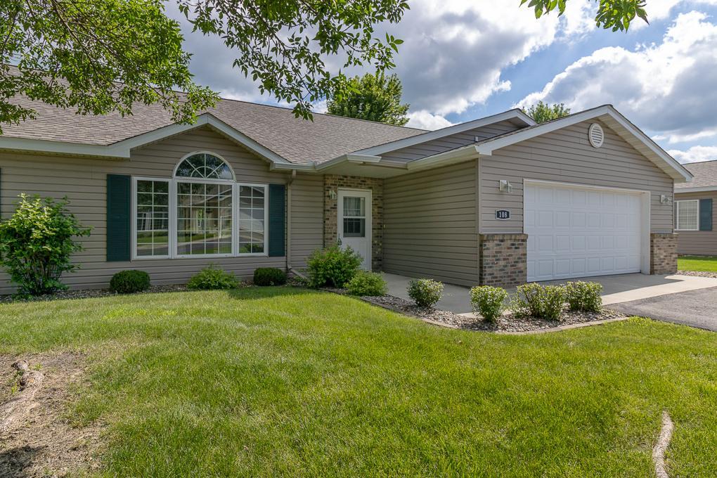 108 Gull Path Mankato, MN 56001 - Photo 1 of 28