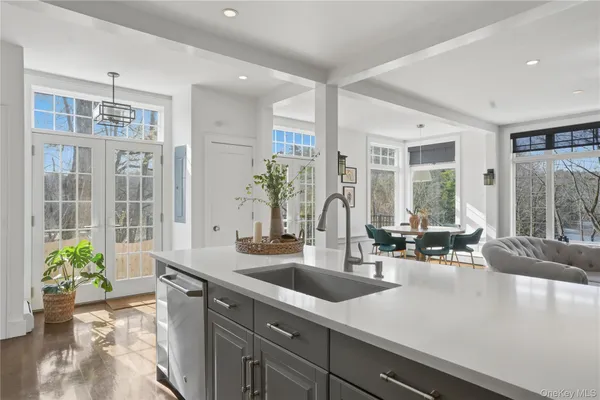 $649,900 | 669 Highway 213, Rosendale, NY 12472