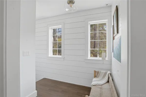 $649,900 | 669 Highway 213, Rosendale, NY 12472