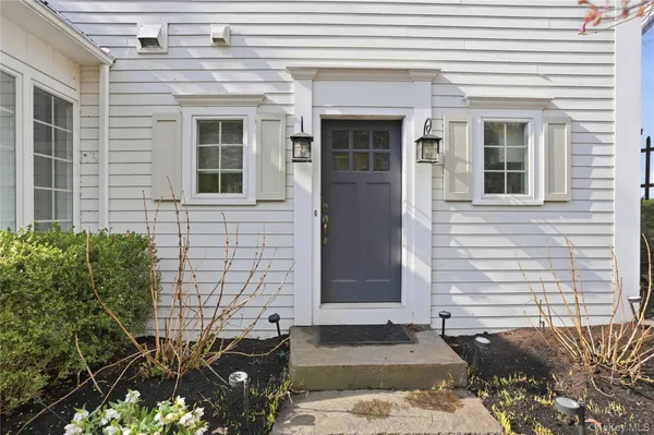 $649,900 | 669 Highway 213, Rosendale, NY 12472