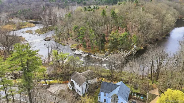 $649,900 | 669 Highway 213, Rosendale, NY 12472