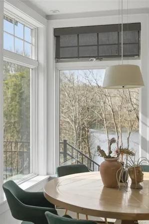 $649,900 | 669 Highway 213, Rosendale, NY 12472