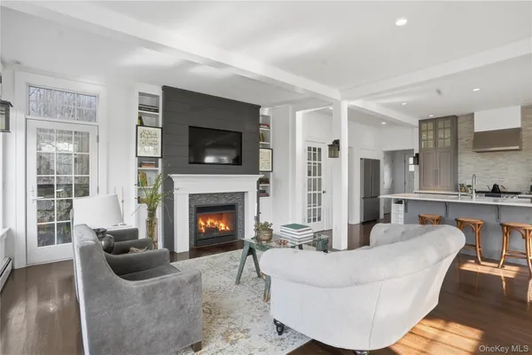 $649,900 | 669 Highway 213, Rosendale, NY 12472