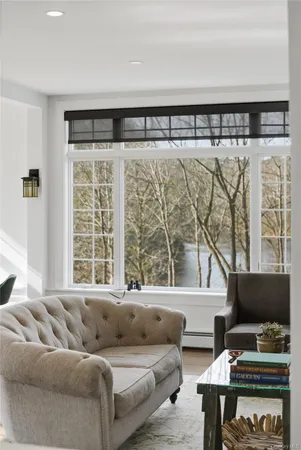 $649,900 | 669 Highway 213, Rosendale, NY 12472