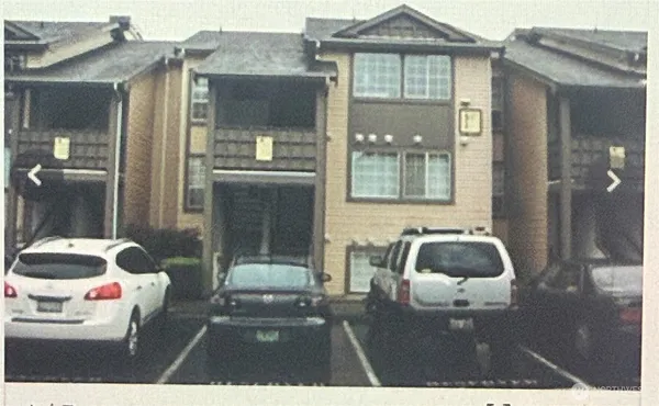$299,995 | 26221 116th Avenue Southeast, Unit F105, Kent, WA 98030