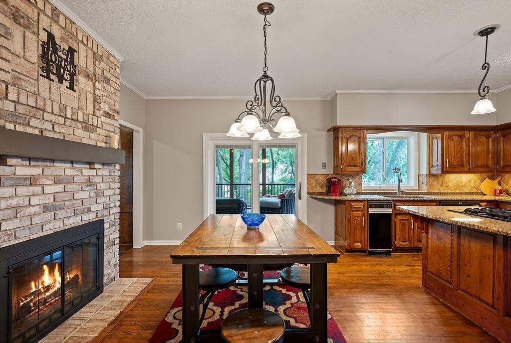 12304 Nieman Road Overland Park, KS 66213 - Photo 6 of 30
