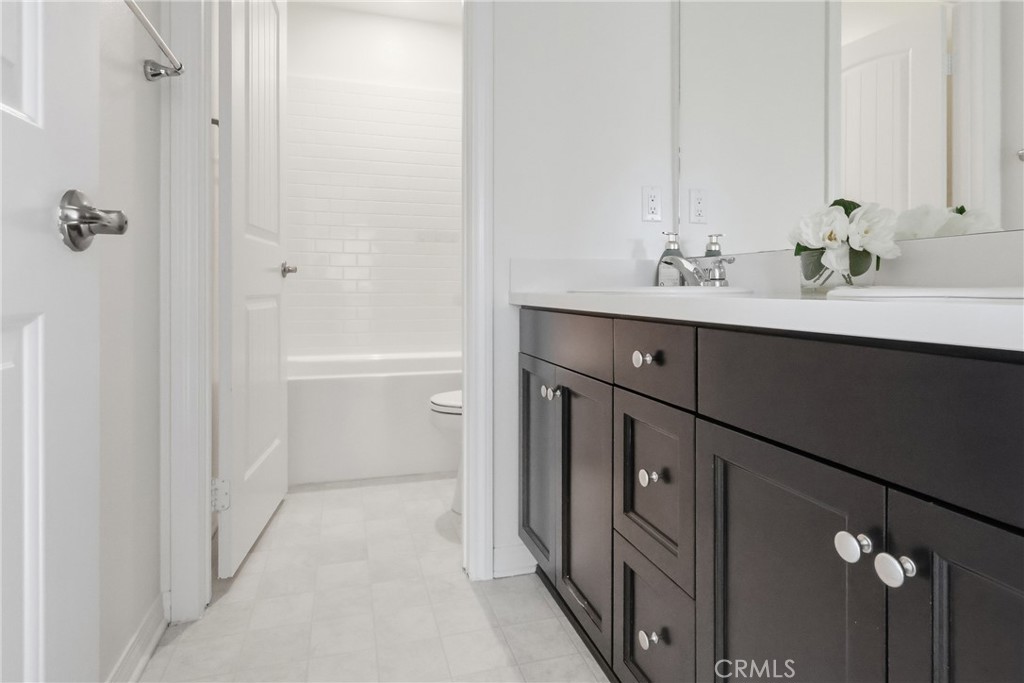 19452 Fortunello Avenue Riverside, CA 92508 - Photo 17 of 25 Upstairs Bathroom