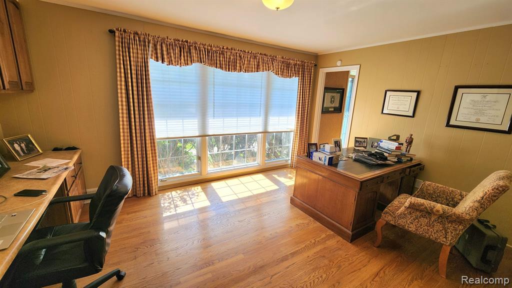 608 Canterbury Road Grosse Pointe Woods, MI 48236 - Photo 12 of 28