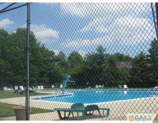 161 Evergreen Road, Unit 5A Edison, NJ 08837 - Photo 9 of 10 Gallery Image 9