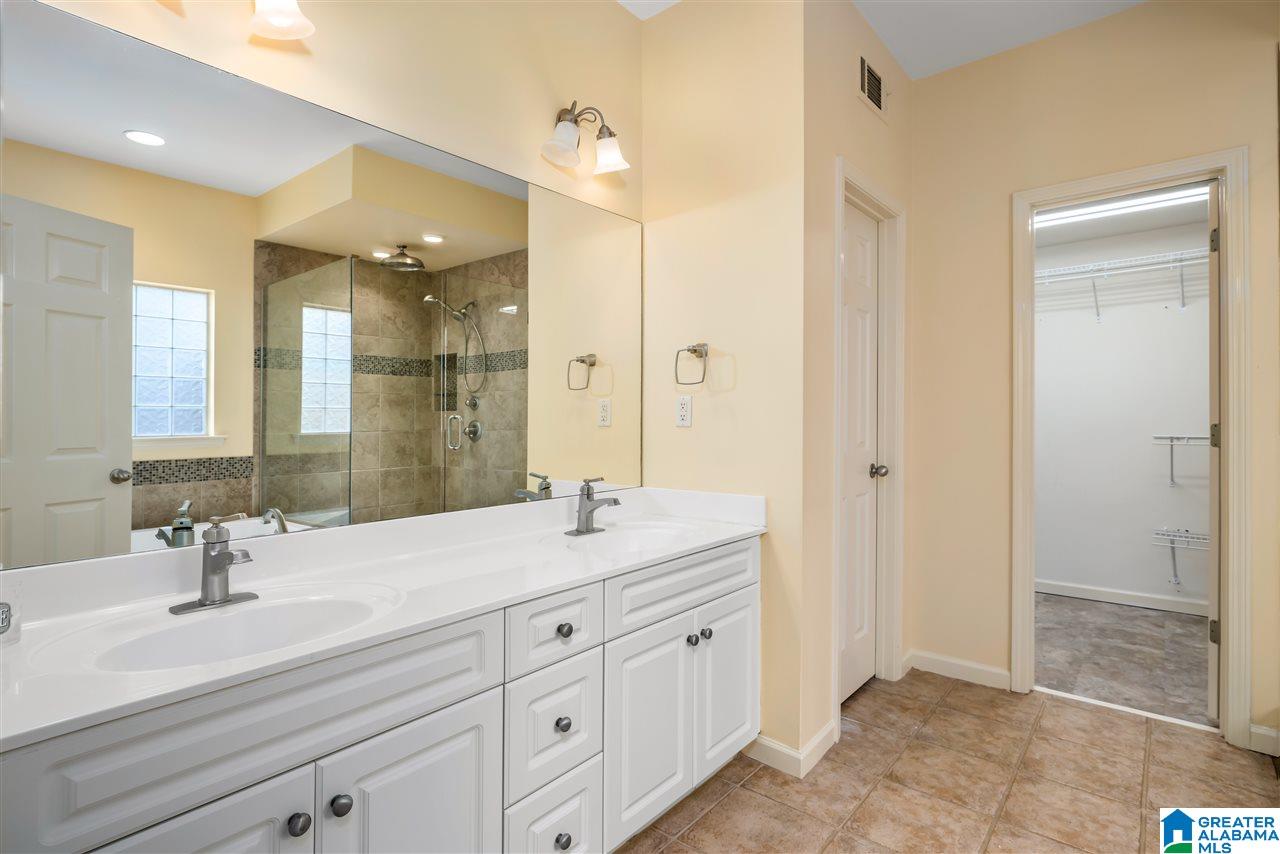 1045 Riviera Drive Calera, AL 35040 - Photo 17 of 30