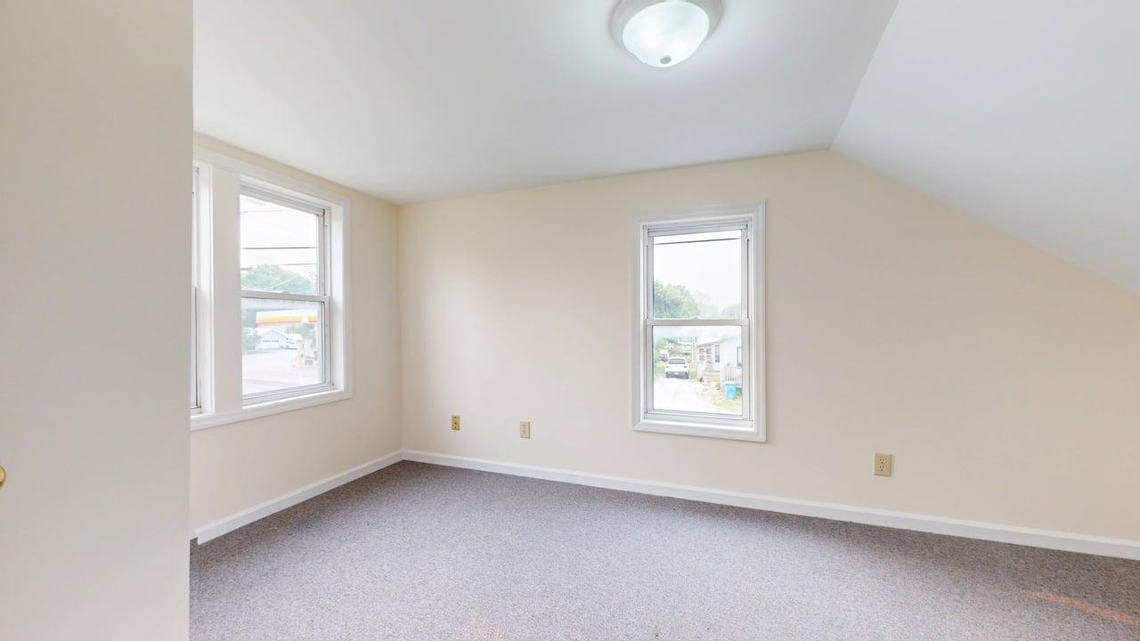 106 1st Street Swanton, VT 05488 - Photo 27 of 39