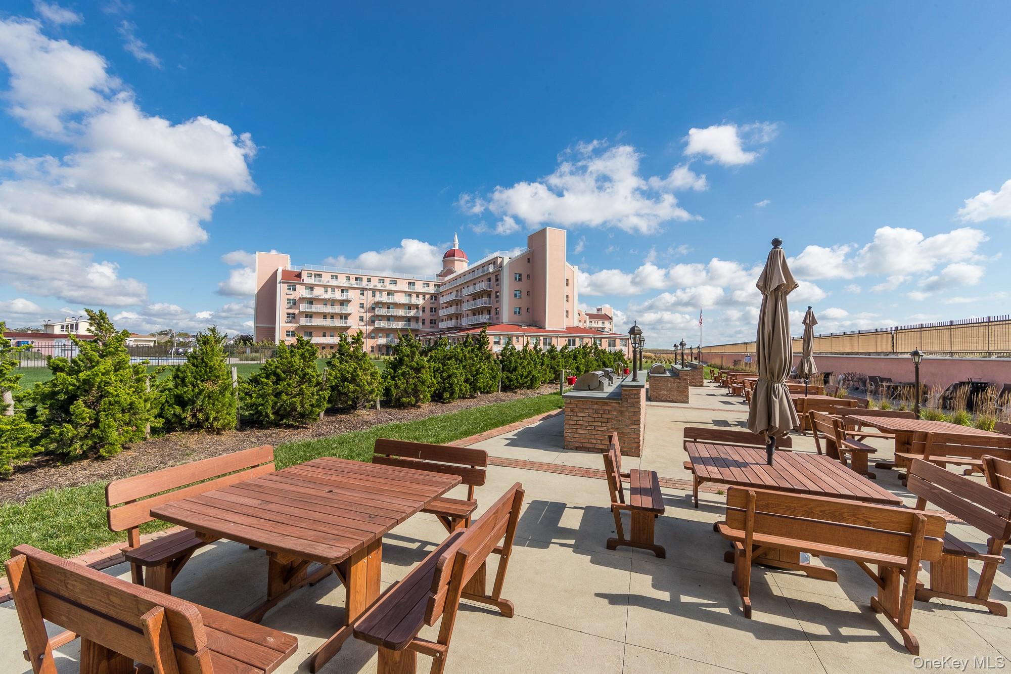 2 Richmond Road, Unit 6N Lido Beach, NY 11561 - Photo 18 of 29 Oceanfront sitting area