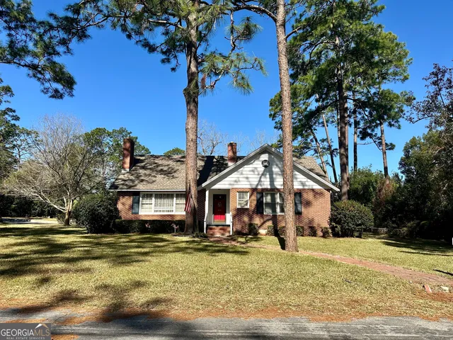 $280,000 | 1613 Camellia Drive, Waycross, GA 31501