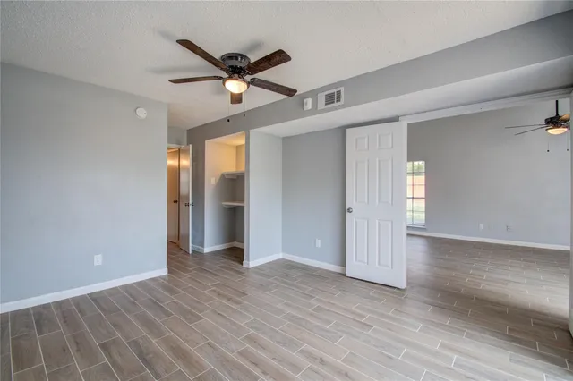 $1,779 | 810 Dunson Glen Drive, Unit 404, Houston, TX 77090