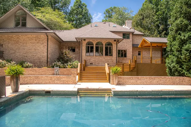 $1,975,000 | 72 Cool Spring Road, Signal Mountain, TN 37377