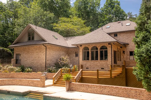 $1,975,000 | 72 Cool Spring Road, Signal Mountain, TN 37377