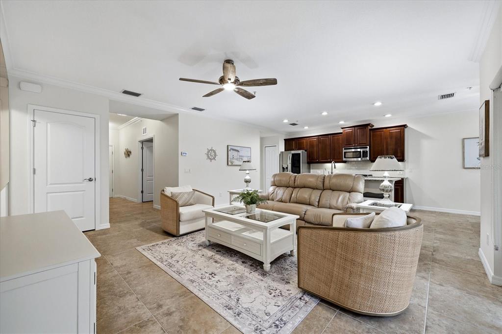 8137 Miramar Way Lakewood Ranch, FL 34202 - Photo 6 of 58