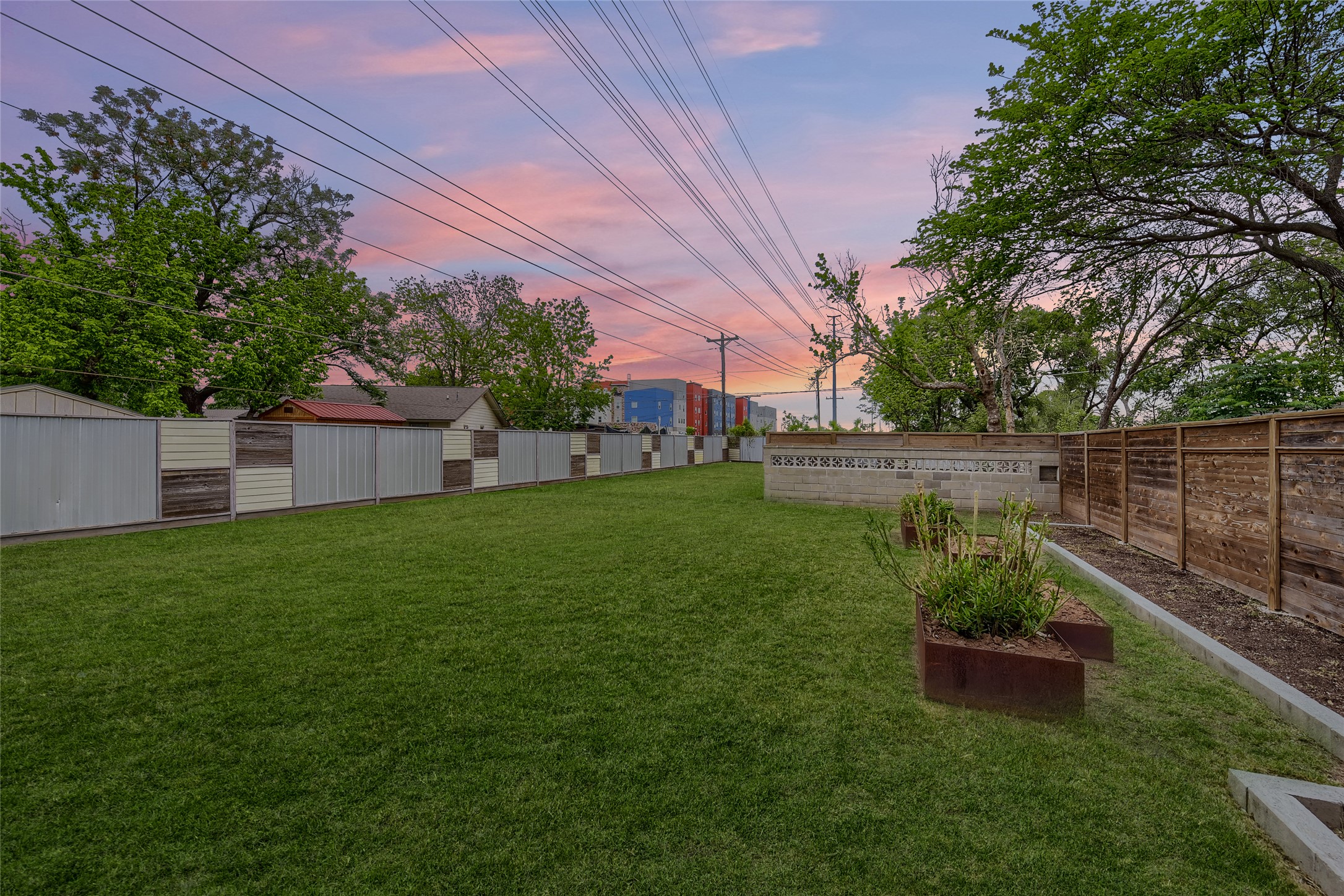 5707 Tracy Lynn Lane, Unit A Austin, TX 78721 - Photo 29 of 33 View of fenced backyard