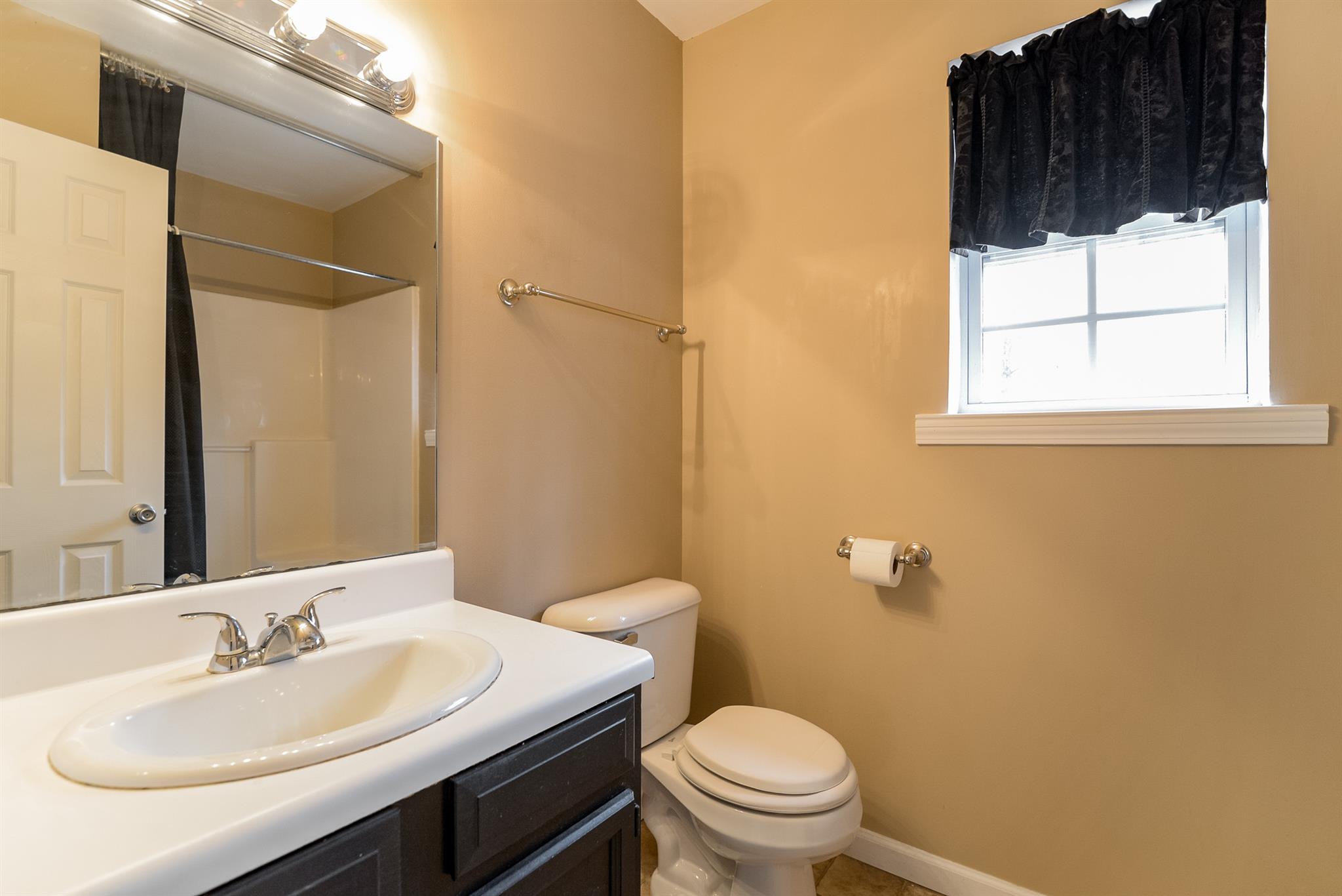 1001 Creek Bottom Road White Bluff, TN 37187 - Photo 11 of 17 Gallery Image 11