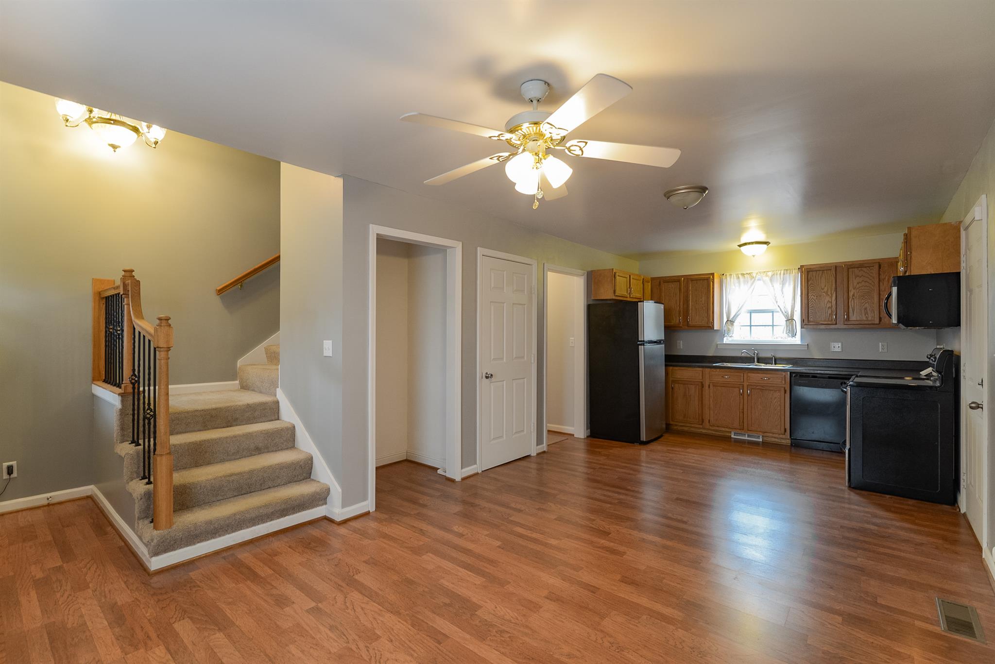 1001 Creek Bottom Road White Bluff, TN 37187 - Photo 3 of 17 Gallery Image 3