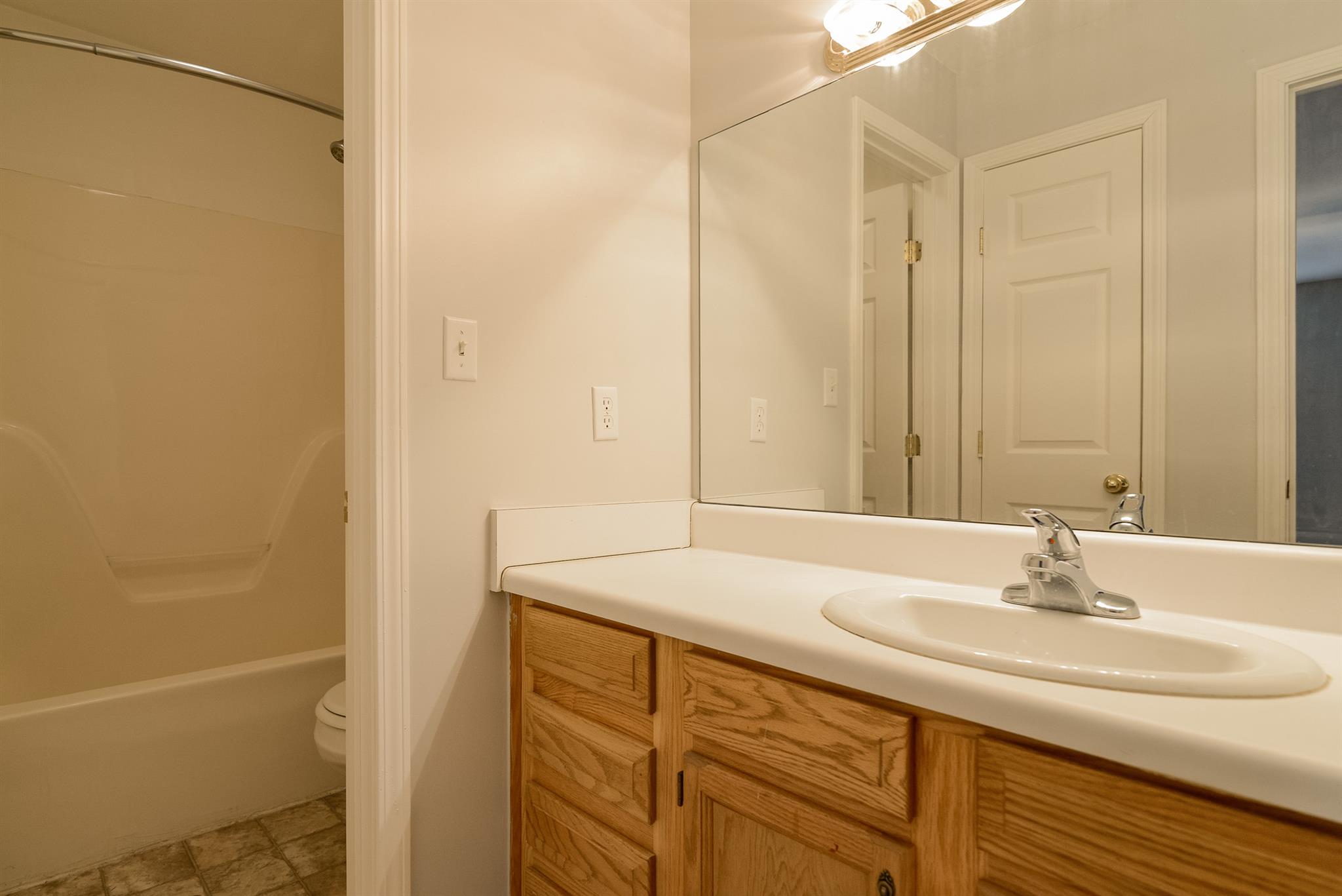 1001 Creek Bottom Road White Bluff, TN 37187 - Photo 7 of 17 Gallery Image 7