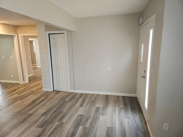 $319,900 | 5406 Utah Avenue North, New Hope, MN 55428