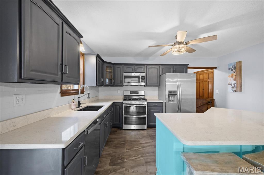 34686 Gun Club Road Brighton, IL 62012 - Photo 11 of 45