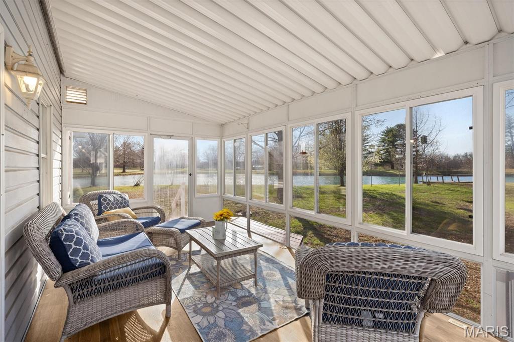 34686 Gun Club Road Brighton, IL 62012 - Photo 18 of 45