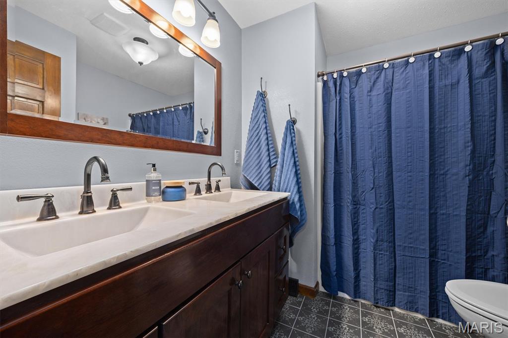 34686 Gun Club Road Brighton, IL 62012 - Photo 27 of 45