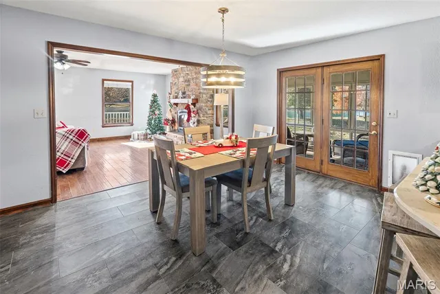 $385,000 | 34686 Gun Club Road, Brighton, IL 62012