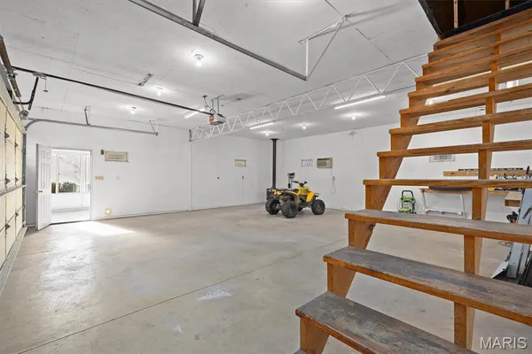 $385,000 | 34686 Gun Club Road, Brighton, IL 62012