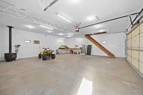 $385,000 | 34686 Gun Club Road, Brighton, IL 62012