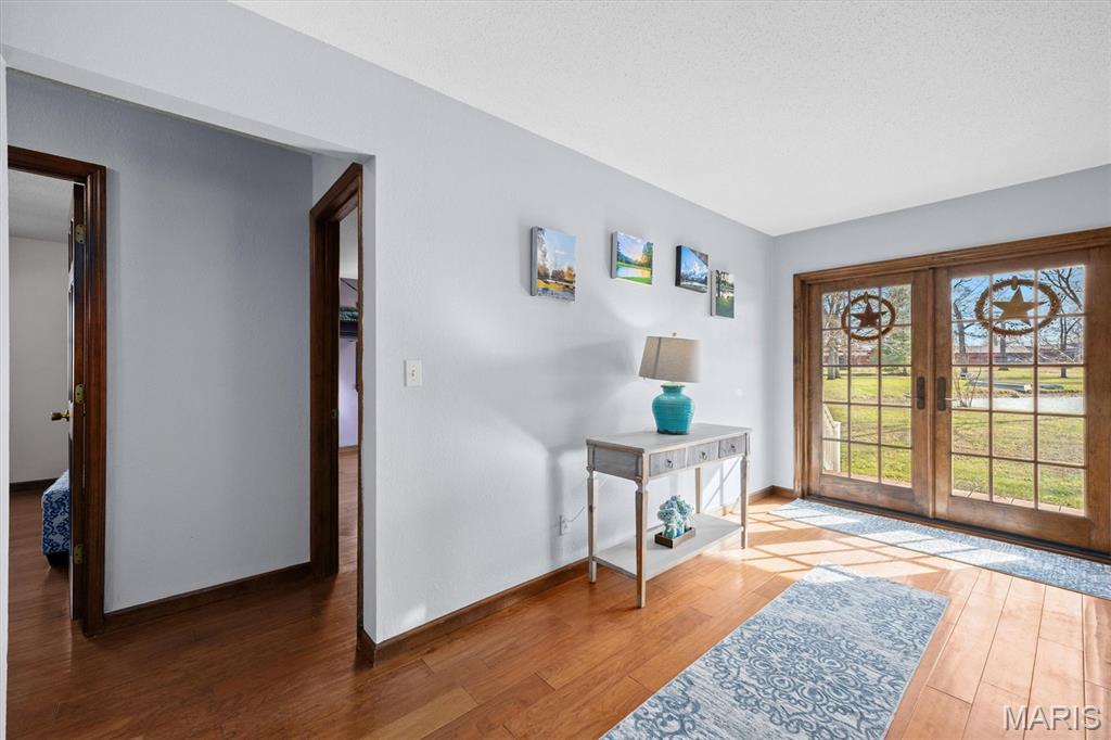 34686 Gun Club Road Brighton, IL 62012 - Photo 5 of 45