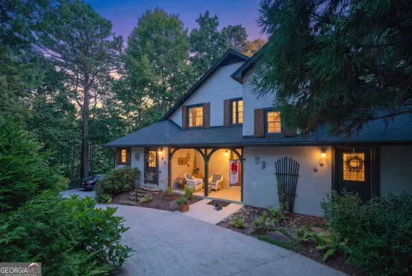 $695,000 | 41 International Village Drive, Helen, GA 30545
