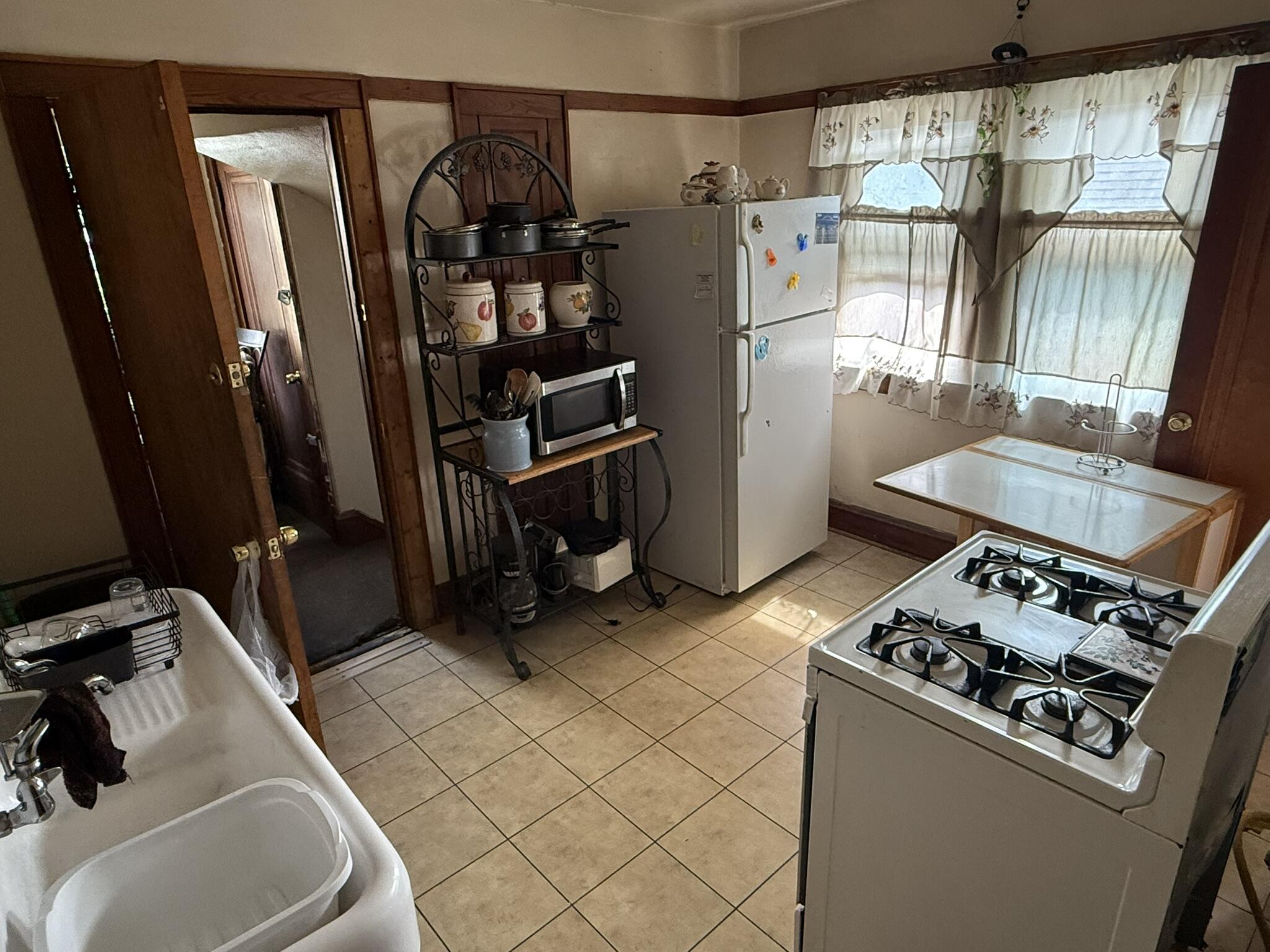 2954 North 45th Street, Unit 2956 Milwaukee, WI 53210 - Photo 7 of 21 IMG_2016